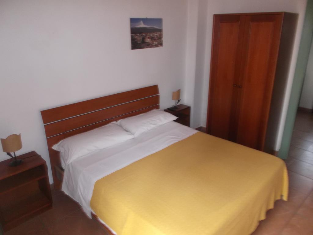 B&B Casa Etna Linguaglossa Quarto foto